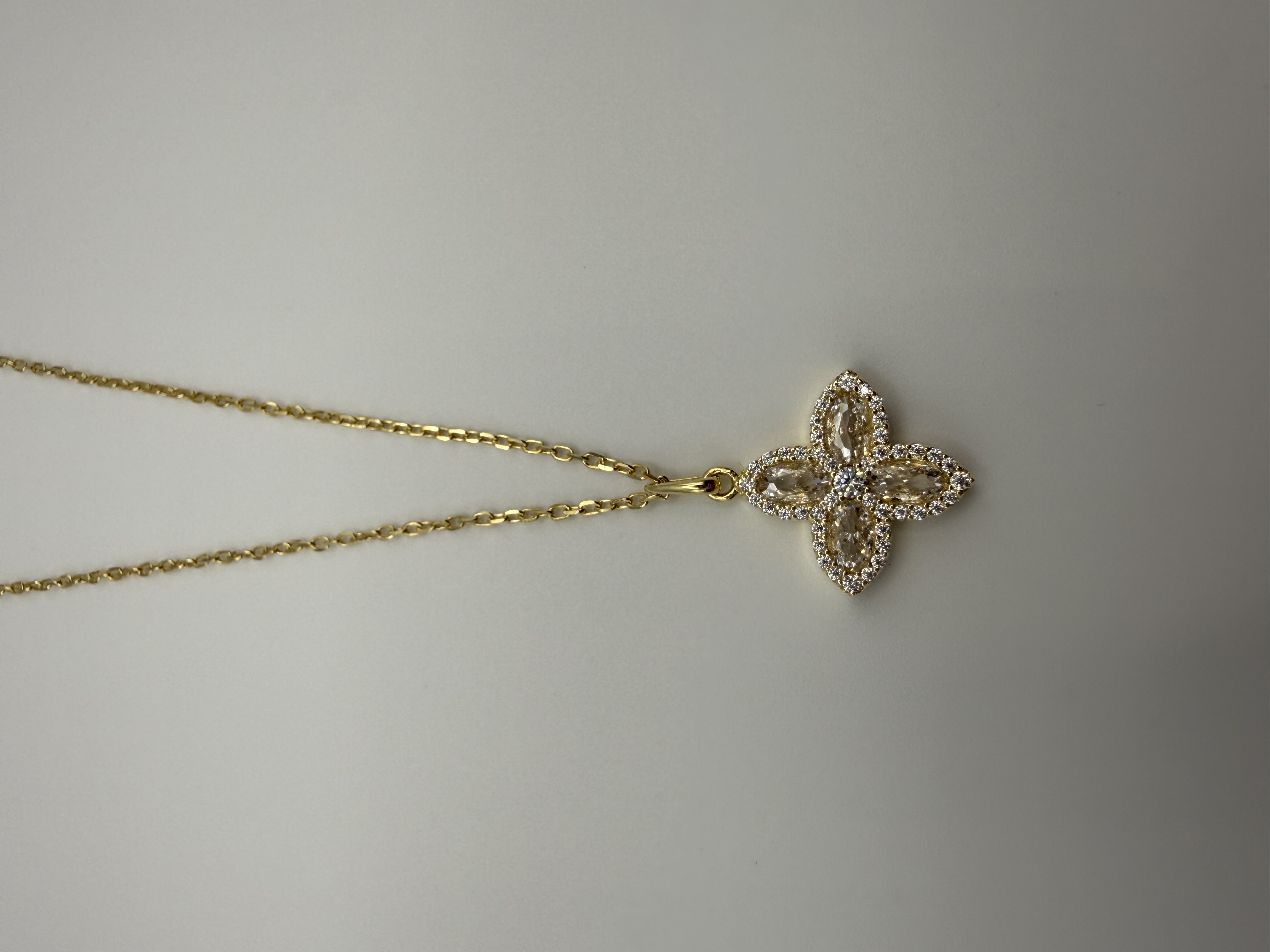 Nana Kay Halskette 925 Silber rhodiniert goldplattiert mit Blüten-Anhänger und Zirkonia