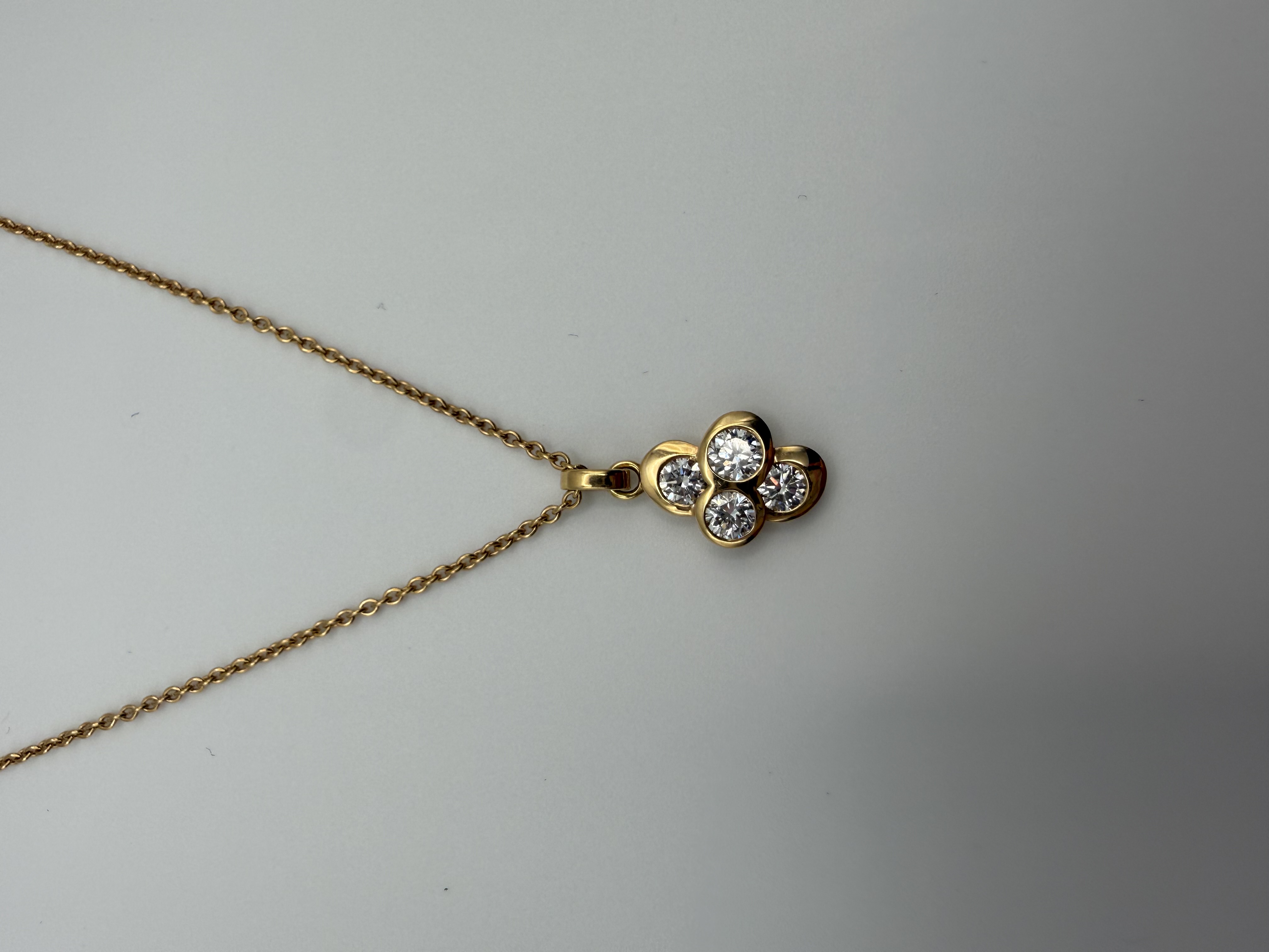 Kette mit Kleeblatt-Anhänger 4 Diamanten Gold 750